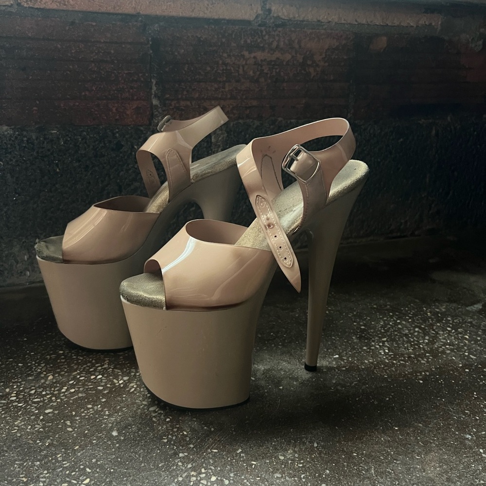 Very worn/lived in pleaser platforms!